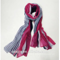Forme la nueva bufanda / el mantón largos de la raya viscosa de las mujeres